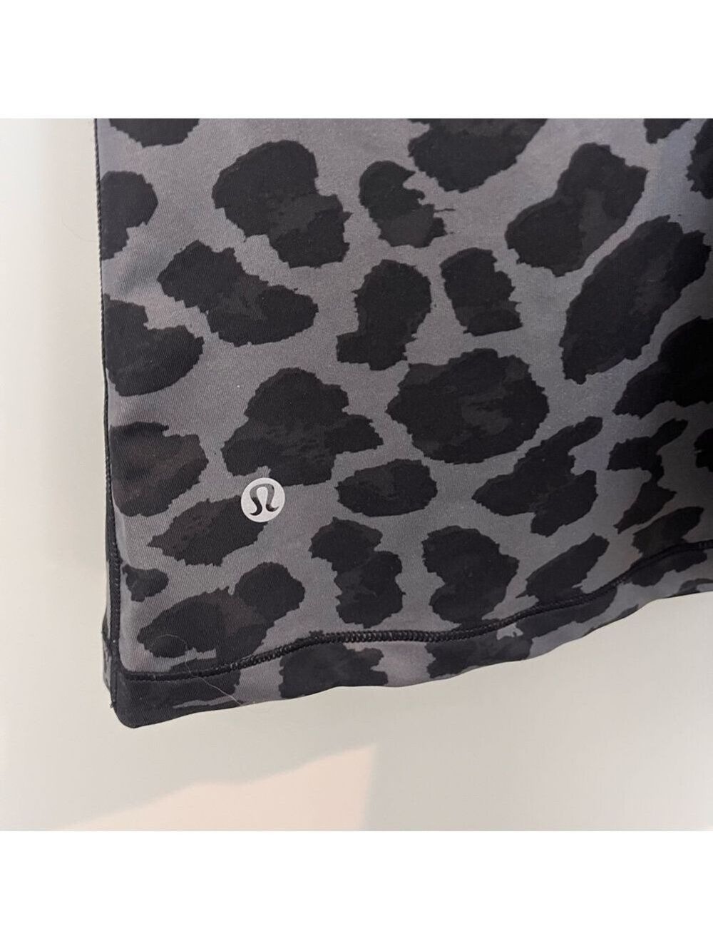 2 Lululemon Tank Bundle Size 8 Built-In Bra + Racerback - Picture 11 of 11